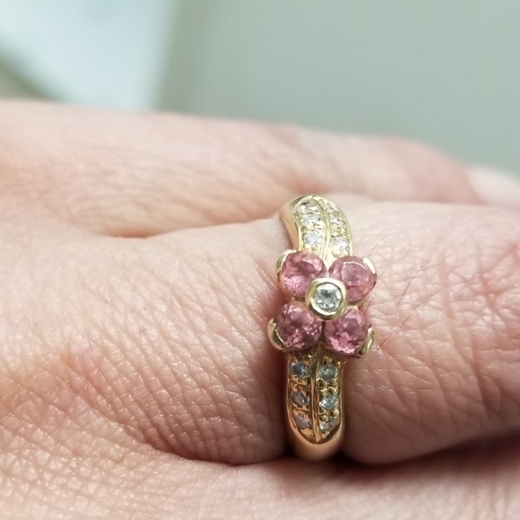 sale 18k natural ruby diamond flower gold ring - Picture 14 of 16